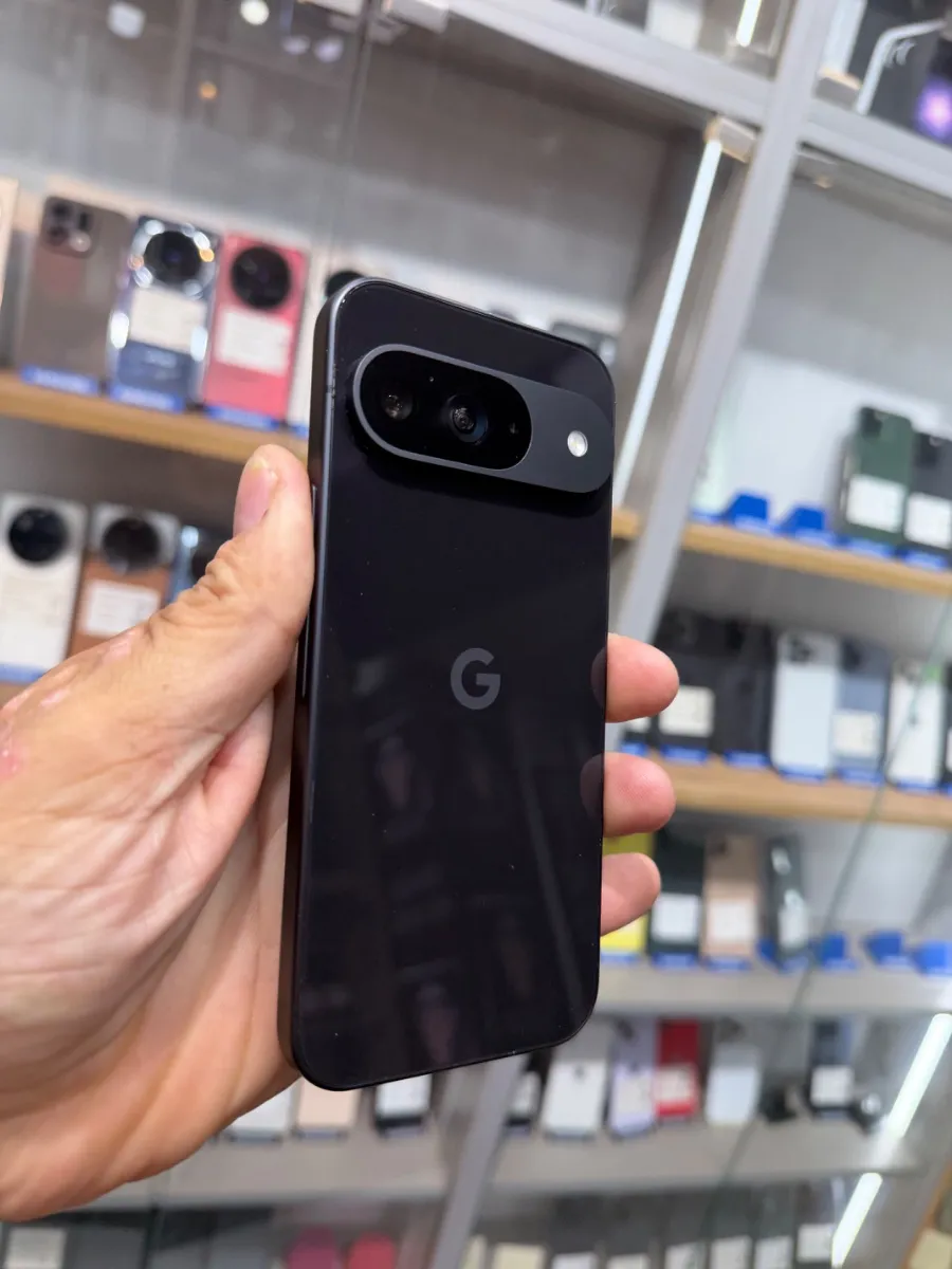 GOOGEL pixel 9