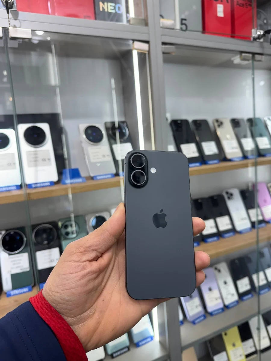 IPhone 17  256G ( E sim ) 