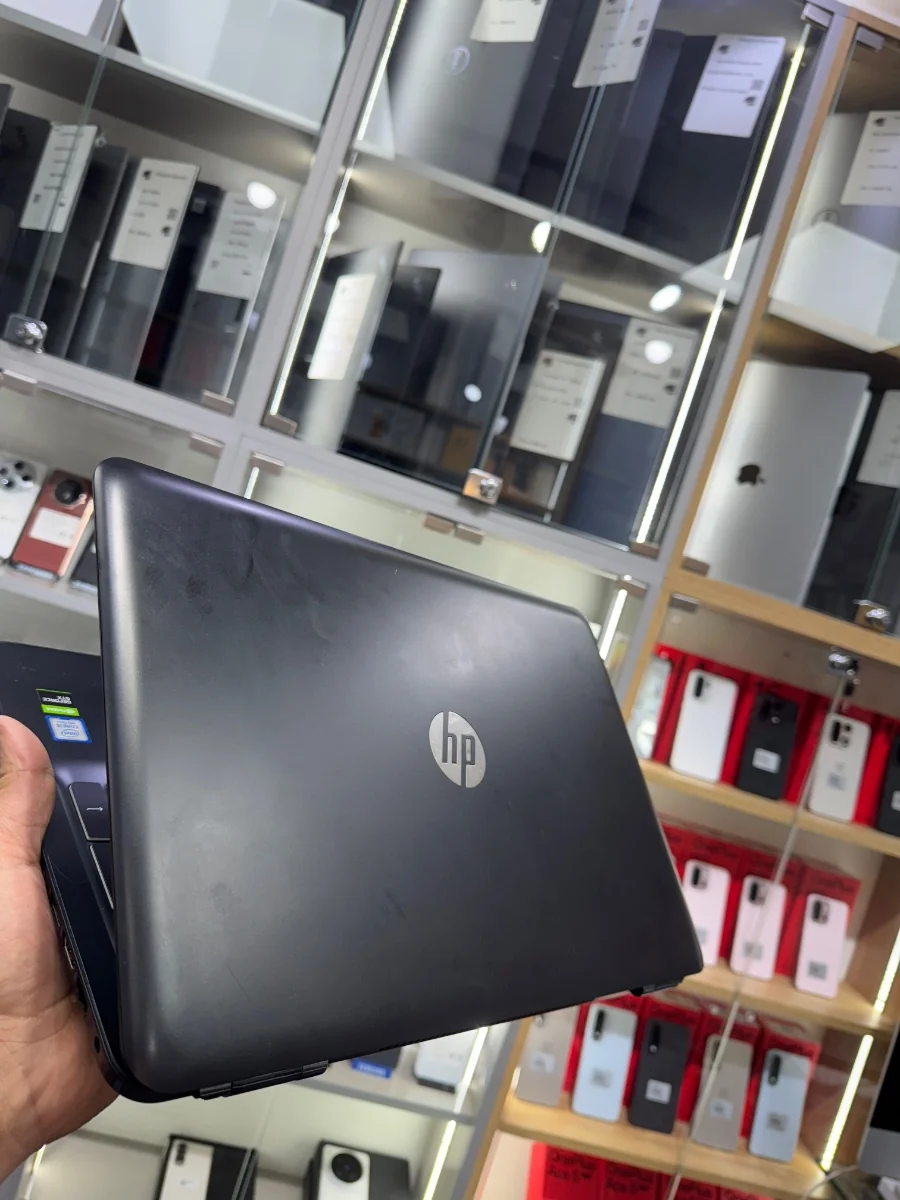 HP PAVILION 15   ( GTX 1050 )