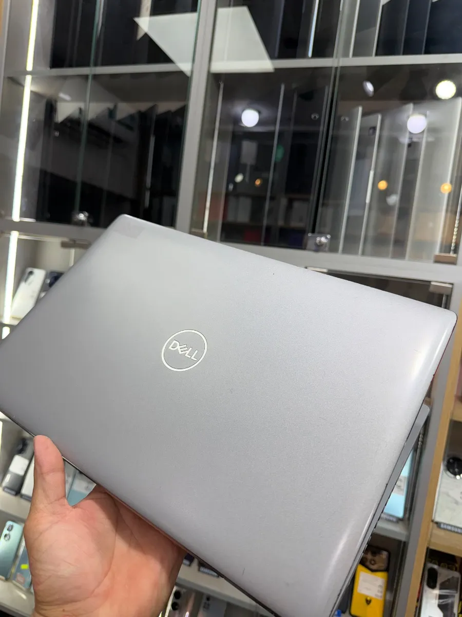 Dell Latitude 5530