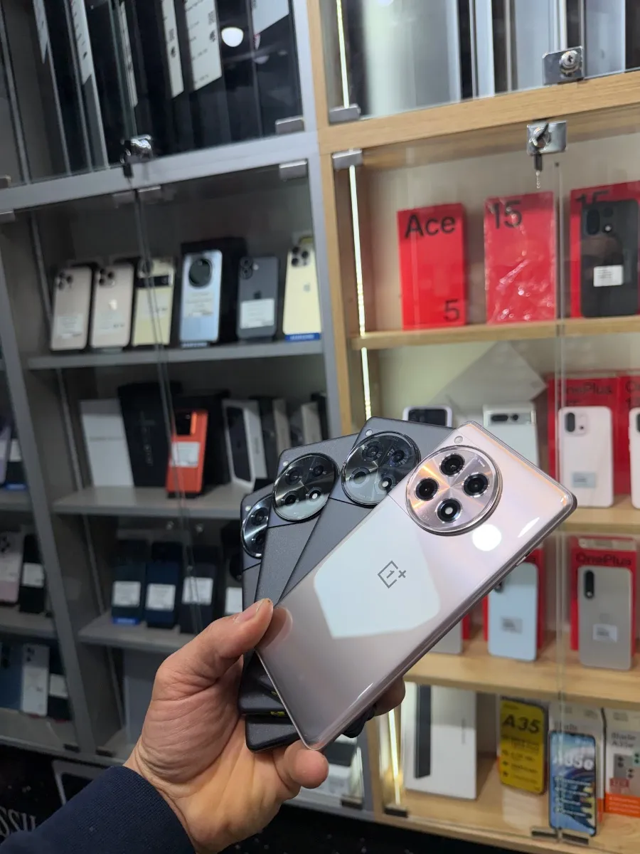 One plus 12 R   ( 16G / 256G )