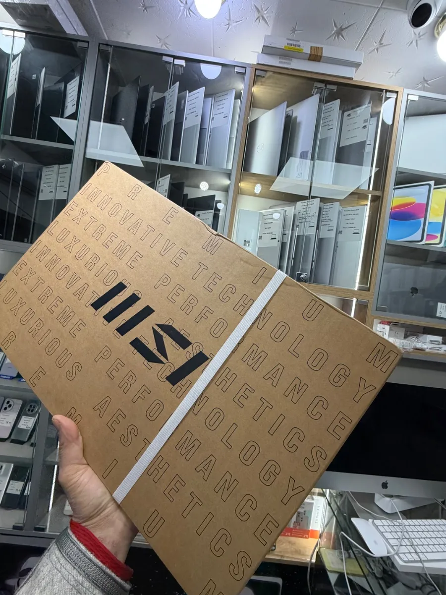 MSI KATANA 15  i7  1465HX  ( RTX 5070)