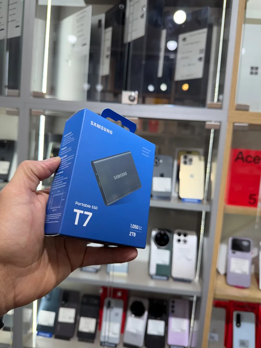 Samsung  sata external  2T SSD