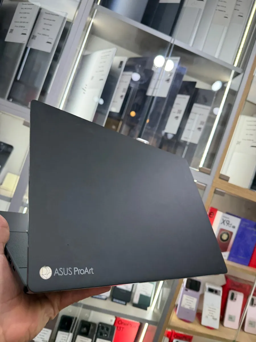 ASUS ProArt P 16 OLED ( H7606)