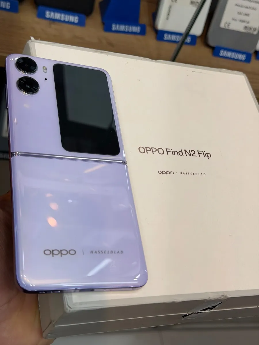 OPPO FIND N2 FLIP