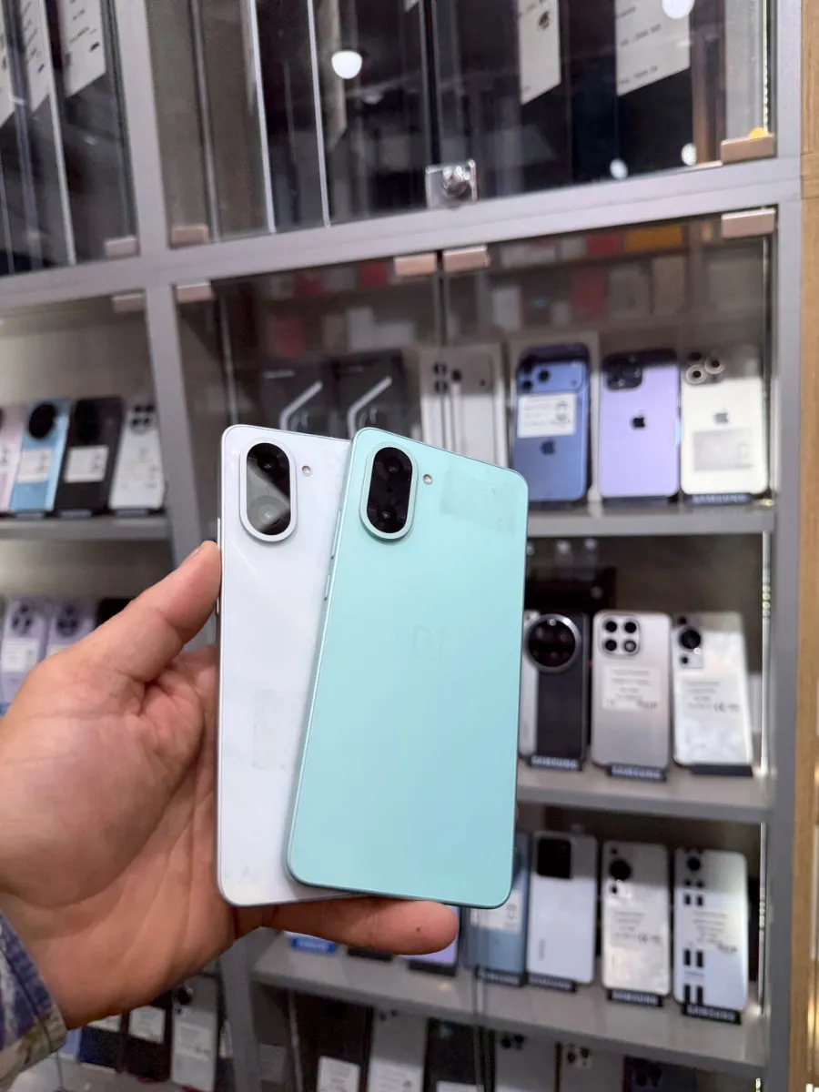 One plus Ace 5 racing edition