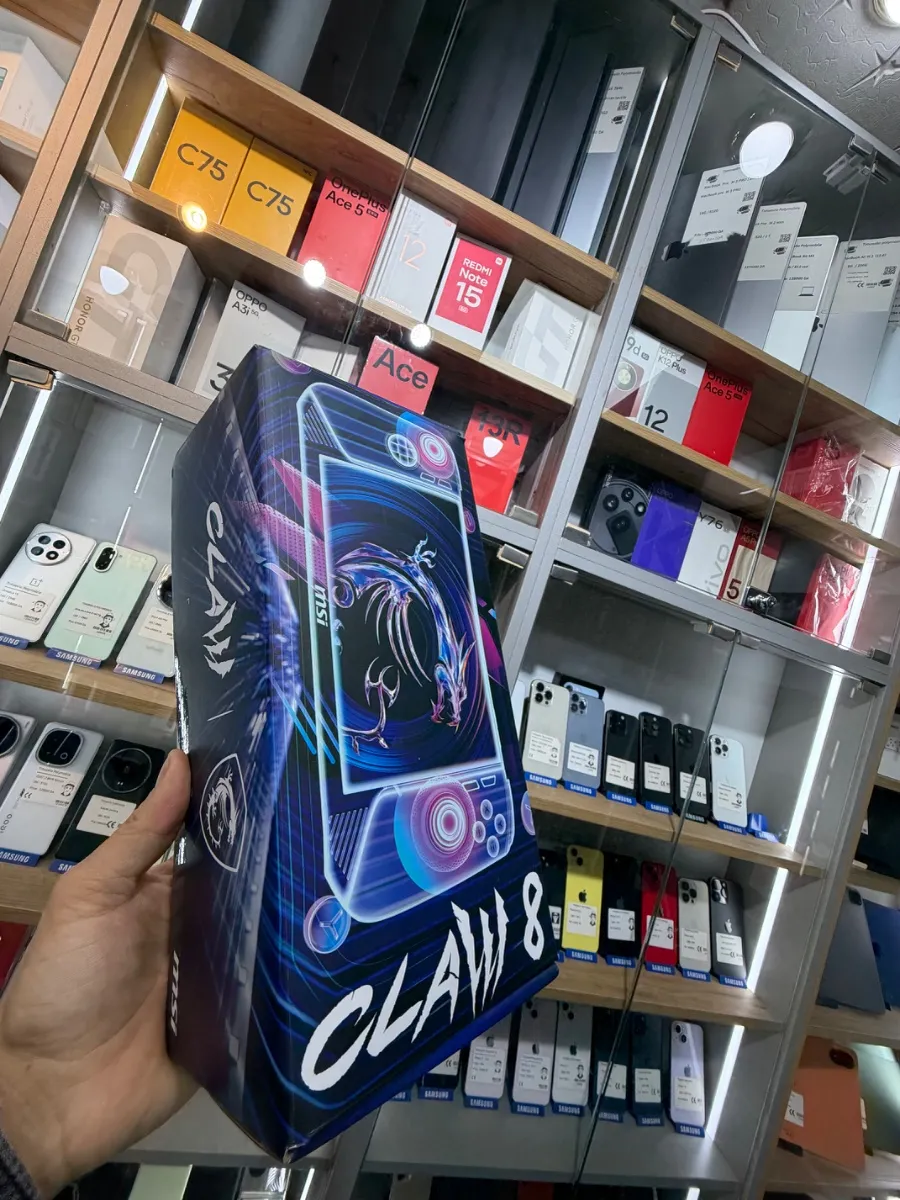MSI  Claw 8 Al+ A2VM   ULTRA 7 258V