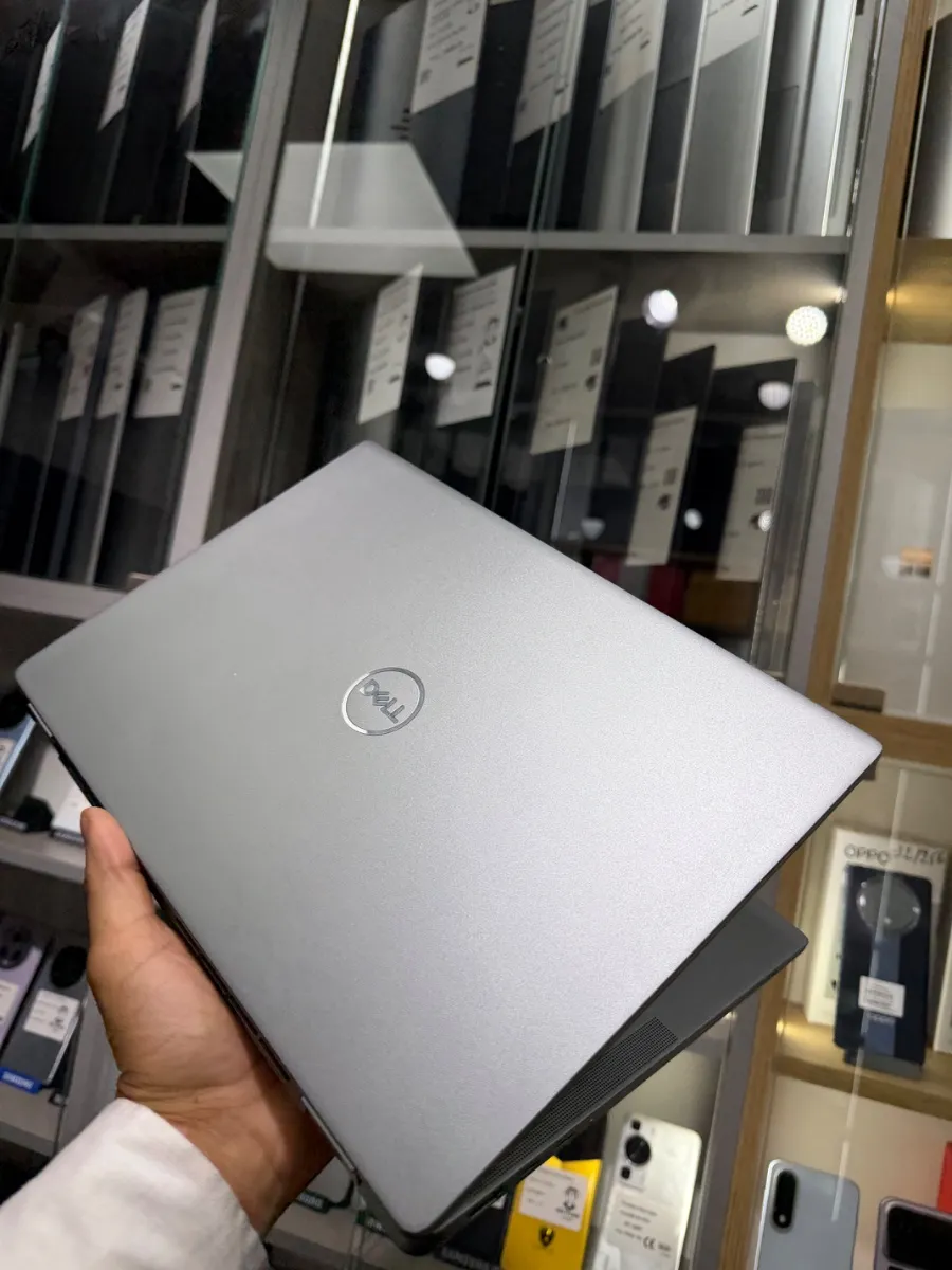 Dell latitude 7440 