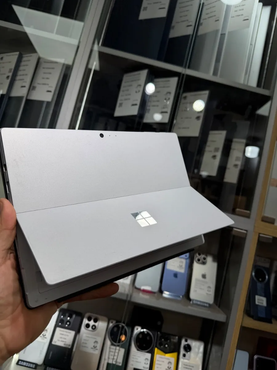Microsoft Surface Pro 5