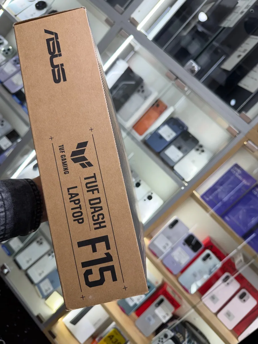 Asus TUF DASH F 15  ( RTX 3060 )