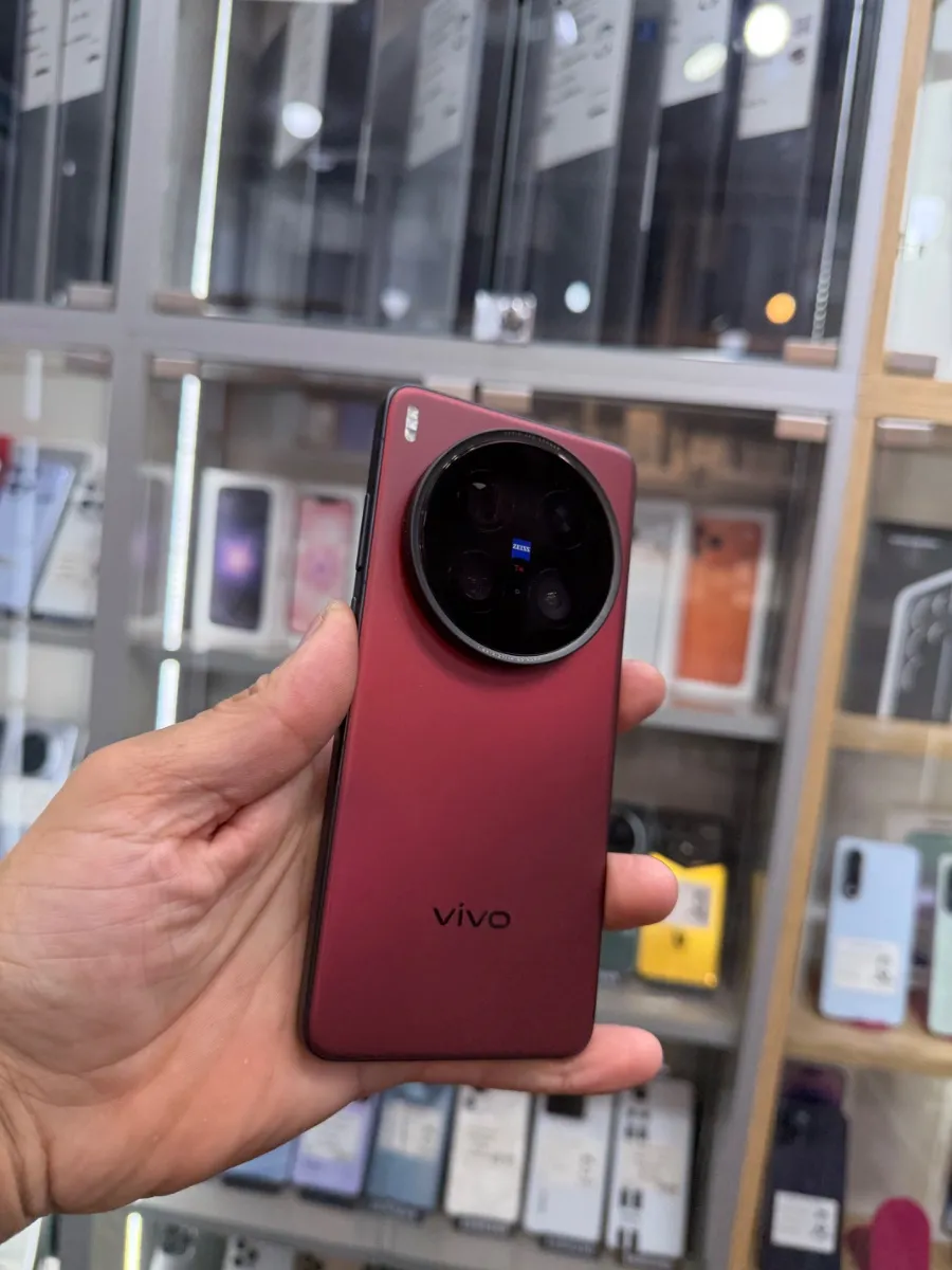 Vivo X 200 Ultra 