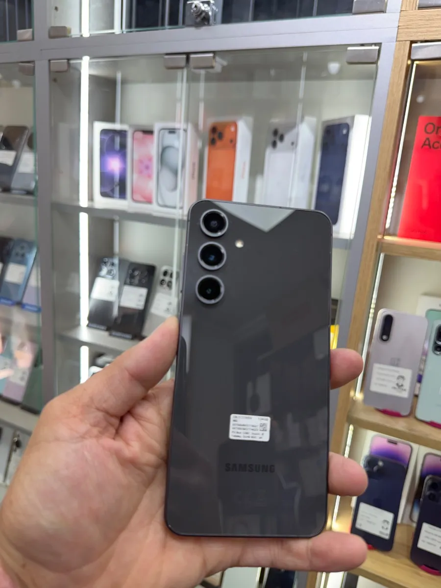 Samsung S 24 FE