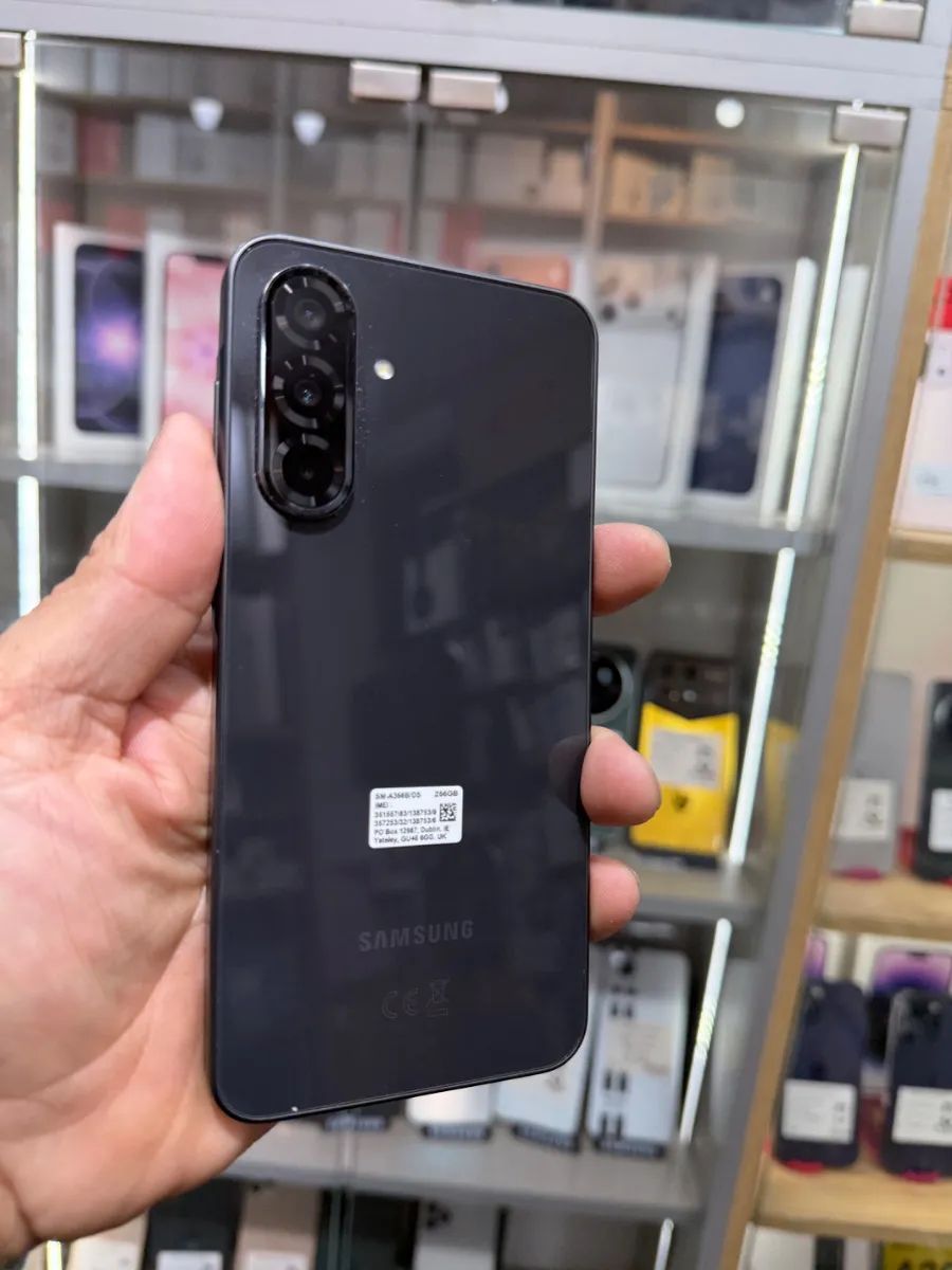 Samsung A 36 5G ( 256G €