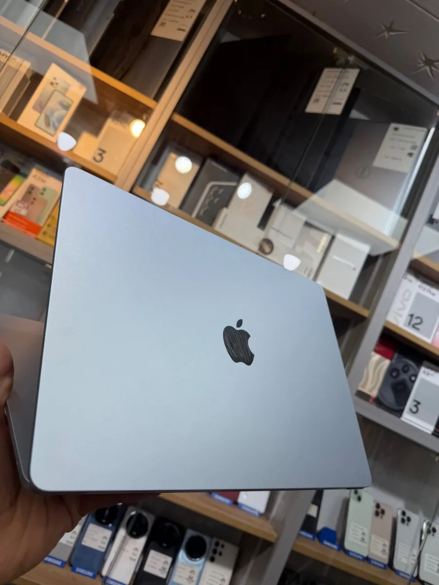 MacBook Air M4 15.6 ( 16G / 512G )