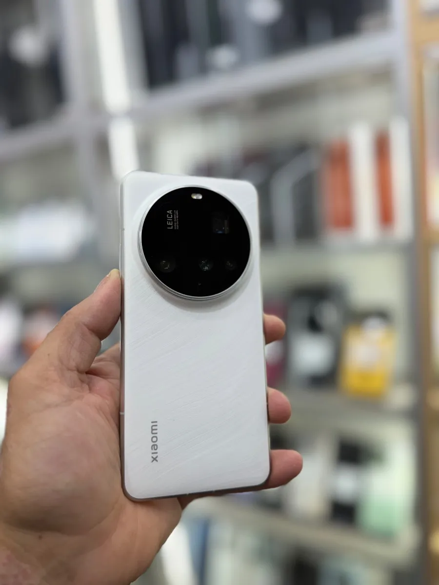 XIAOMi 15 ULTRA