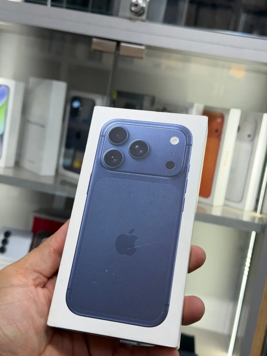 iPhone 17 PRO ( 512G ) 