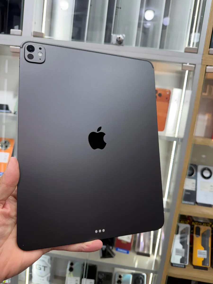 iPad pro M 5 13 inch